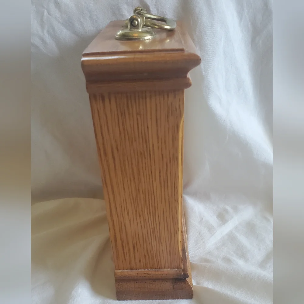 Lone Oak Vtg Classic Brown Wooden Oak Mantel Desk Shelf Clock Quartz Movement